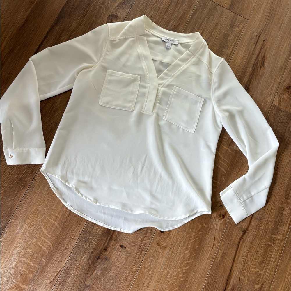 Nine West Cream V-Neck Long Sleeve Pocket Blouse